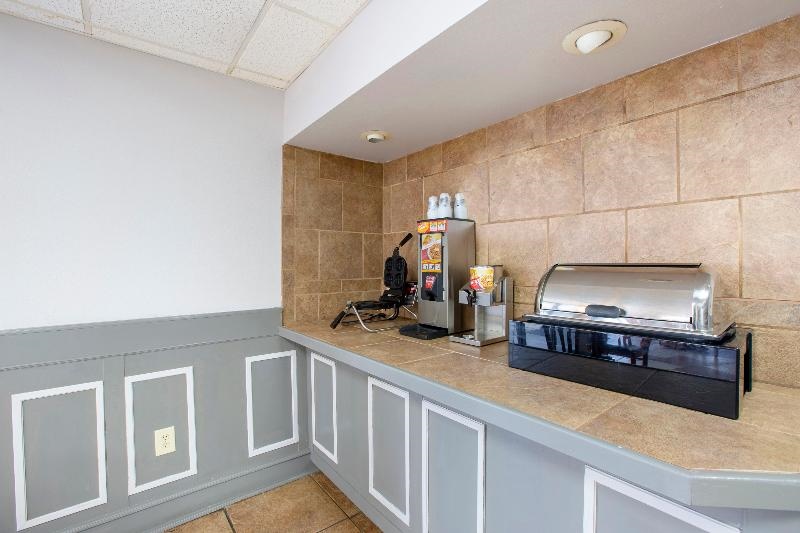 OYO Hotel Port Allen LA I-10 West