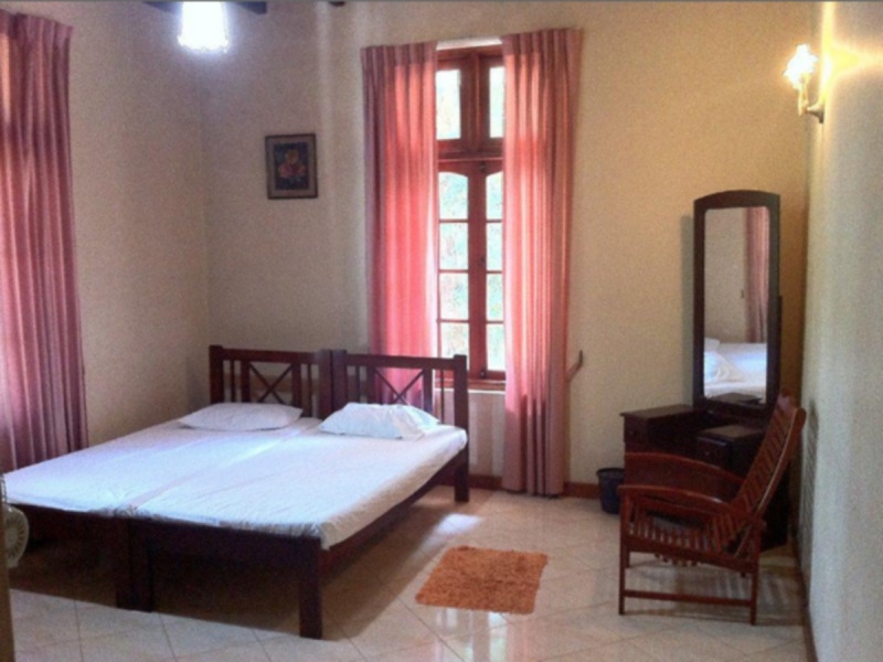 Estancia Hotel