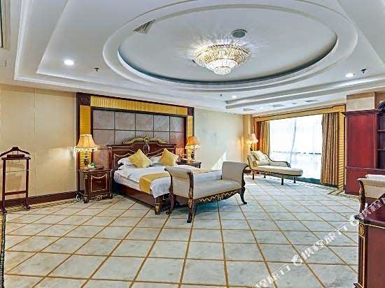 Qiaocheng Holiday Hotel
