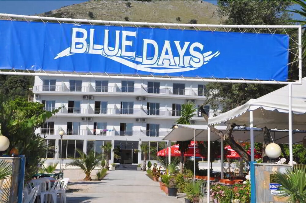 Blue Days Hotel
