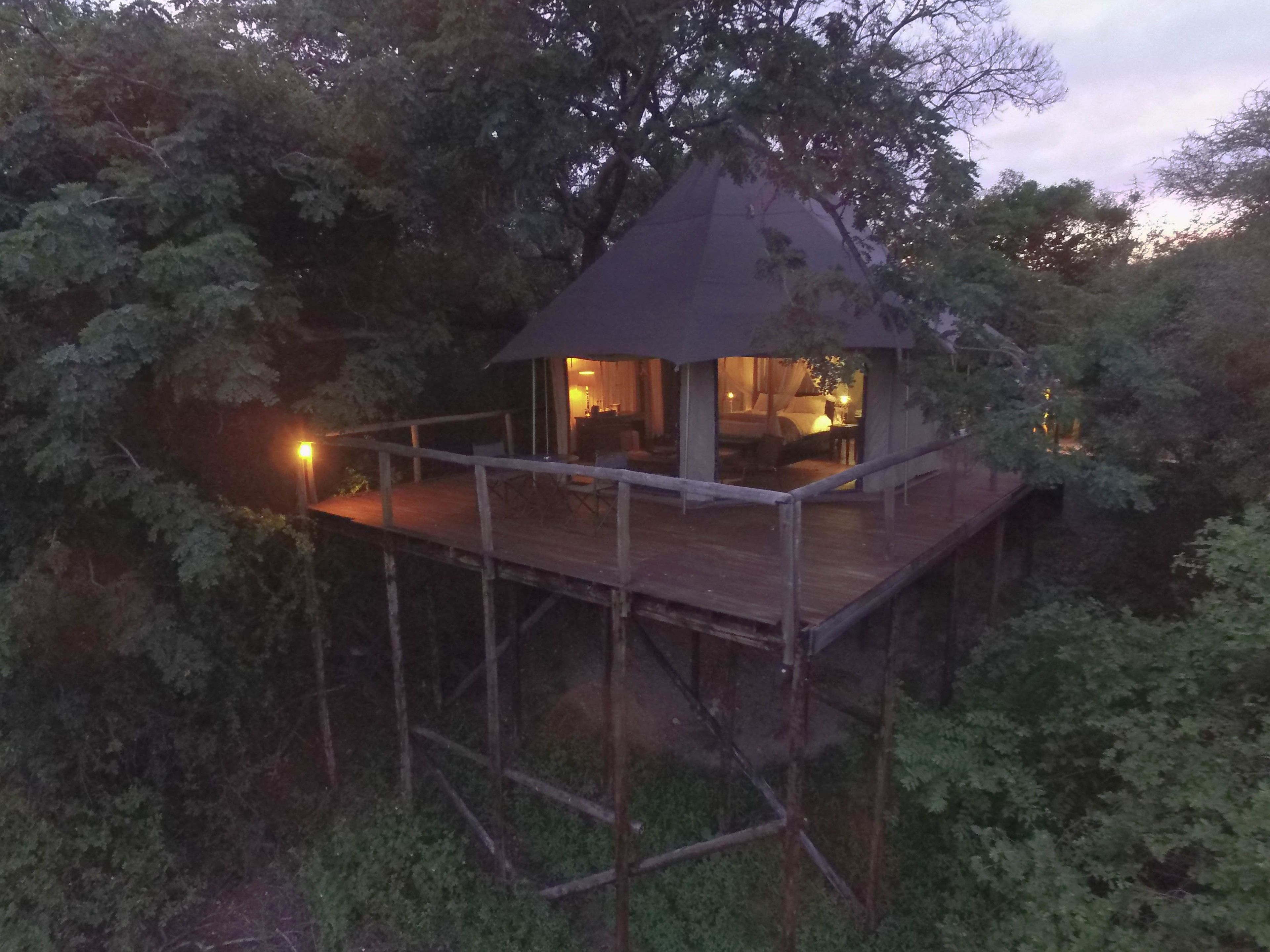 Taranga Safari Lodge