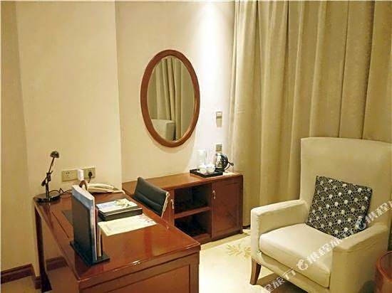 Conch International Hotel