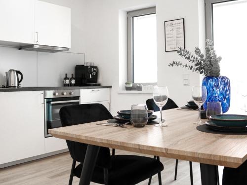 LIGHTPLACE Design Boxspring Balkon 2 Smart TV Innenstadt