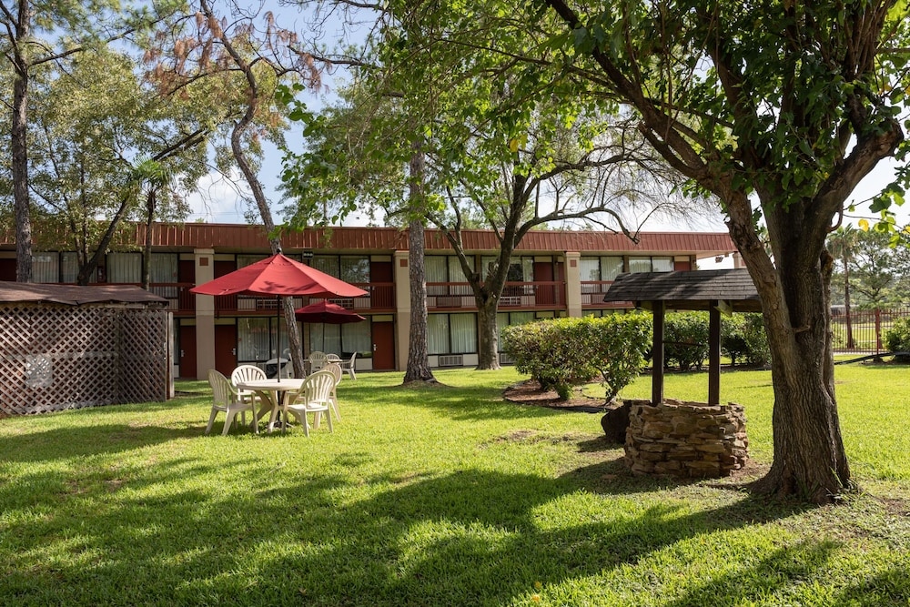 Clarion Inn I-10 East At Beltway