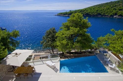 Luxury Seafront Villa My Dream With Private Pool, Jacuzzi And Staff At The Beach On Brac Island - Sumartin