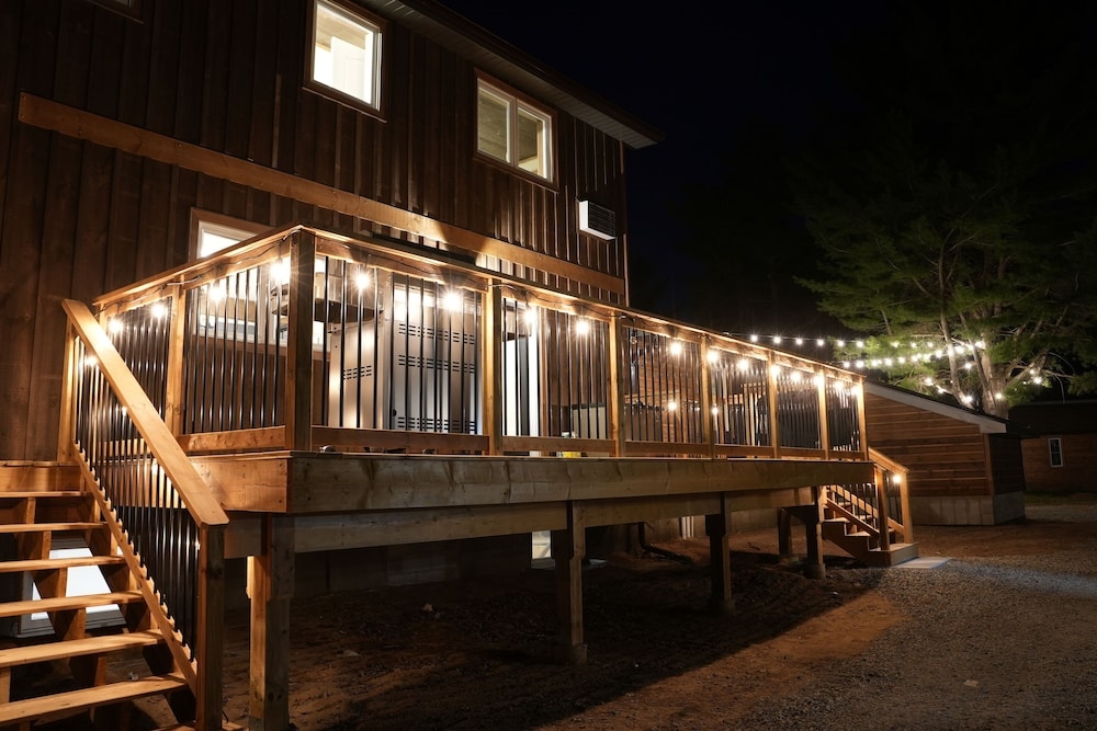 Hollow Valley Resort