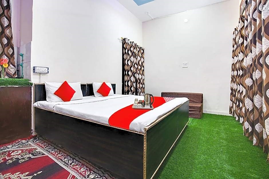 Oyo Hotel Canadian Inn