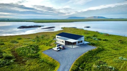 Austurey Lakefront Villa