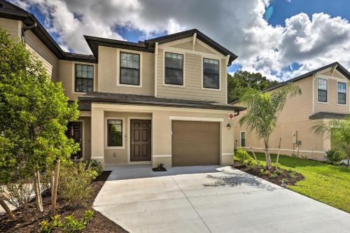 Brand New Fort Myers Townhome: Community Pool
