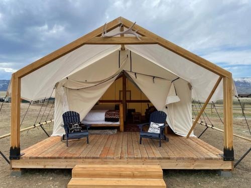 Yellowstone Dreamin Camp