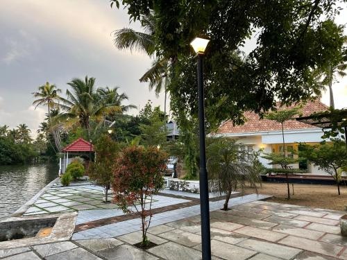 Casa De Canoli - A Private Backwater Villa