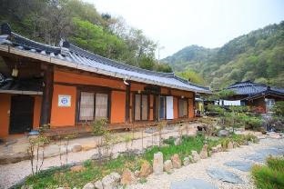 Hadong Deulkok Sanbang Pension