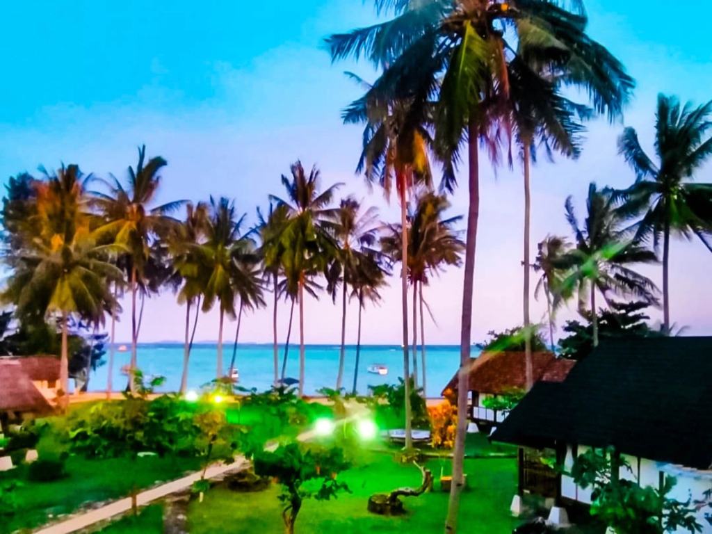 Ary's Lagoon by Cocotel