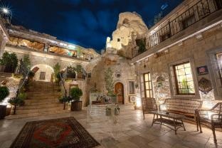 Zara Cave Hotel+10 Adults Only