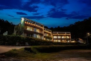 Cheongpyeong Glamdog Pet Pension