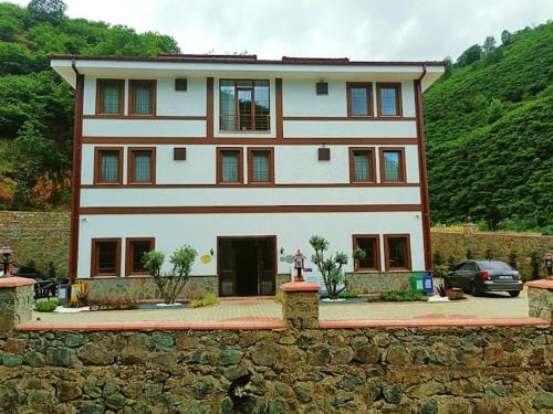 Cardak Alti Otel