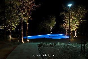 Happiness Long Bridge Resort