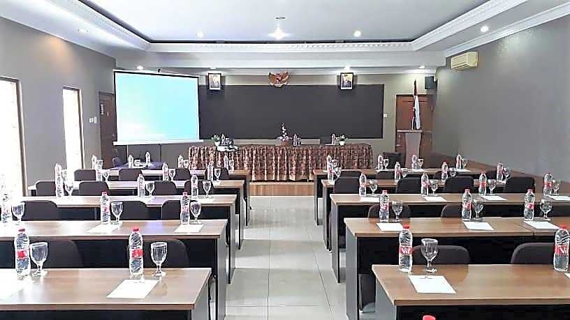 Pondok Indah Hotel