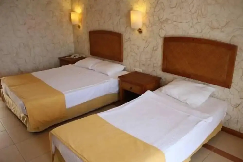 Lighthouse Beach Hotel