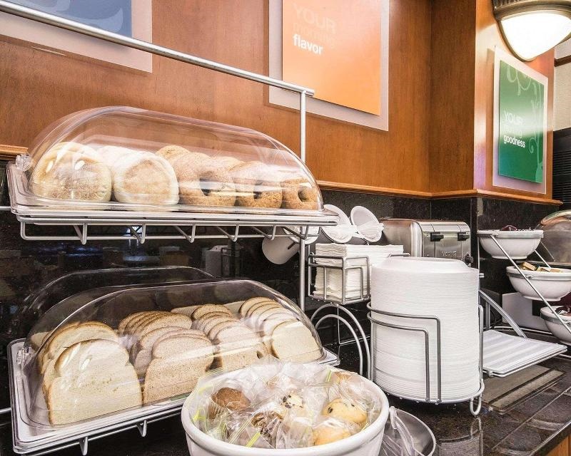 Comfort Inn & Suites