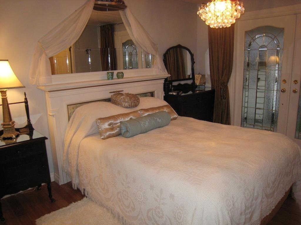 Donna's Bed & Breakfast