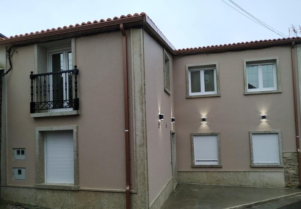 House - 3 Bedrooms - 107788