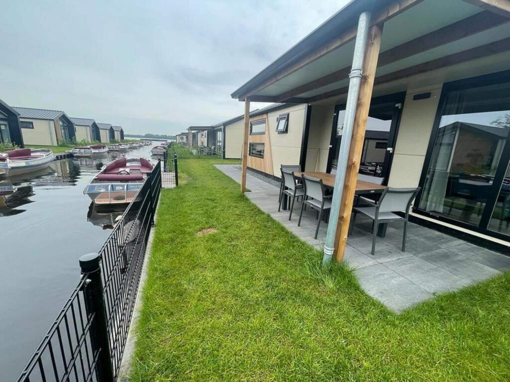Chalet in Giethoorn for 6 Person