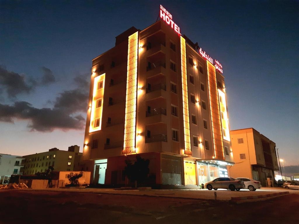 Grand Orchid Hotel Apartment