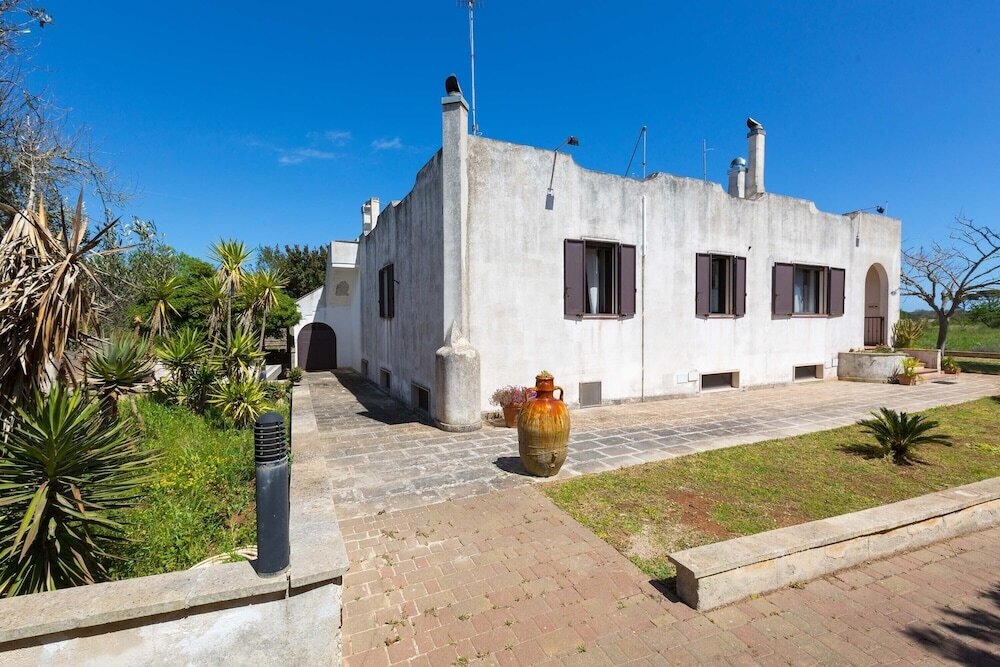 2947 Aia del Convento by Barbarhouse