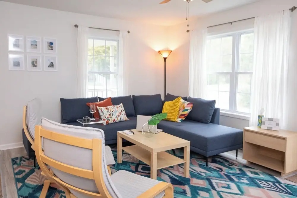 Martha's Vineyard Home: Walk to Oak Bluffs Beach!