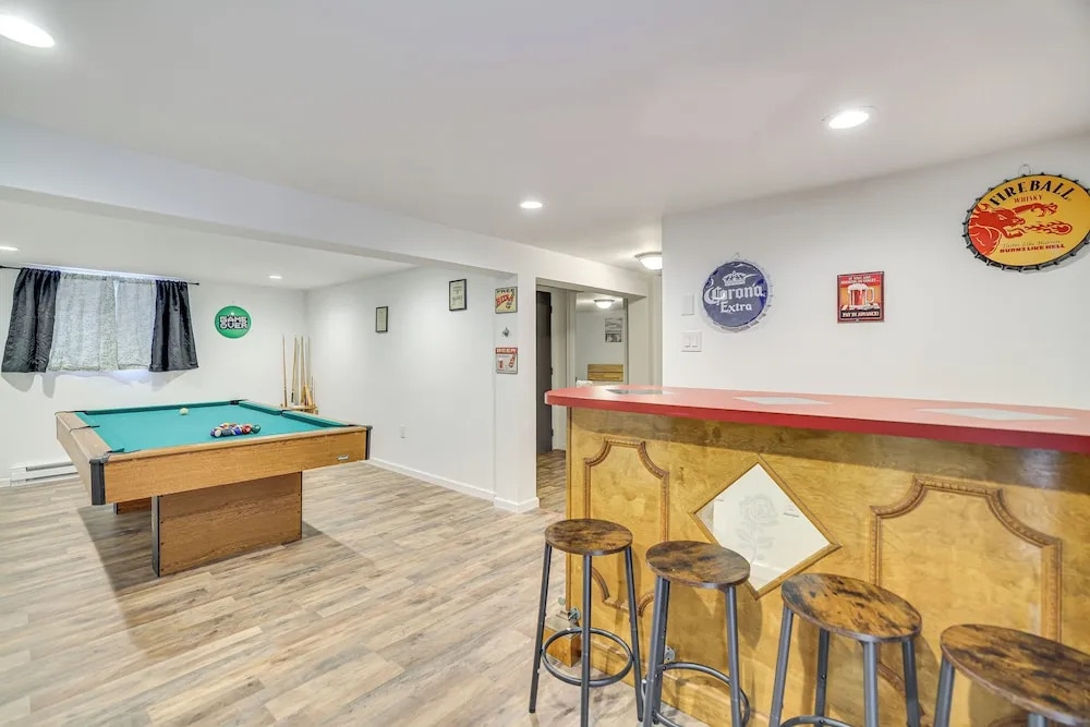 Pocono Group Getaway in Emerald Lakes Community