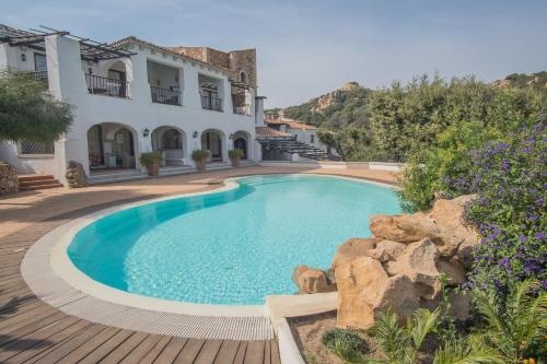 Beautiful Il Giardino Degli Oleandri one Bedroom Premium Sleeps 4