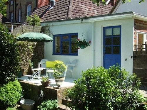 Overglen Court Bed & Breakfast