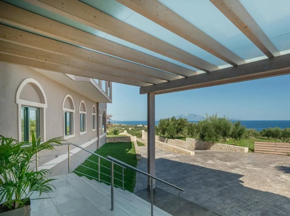 Elegance Luxury Executive Suites - Adults Only