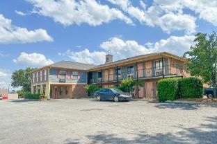 Louisville Inn by OYO Louisville Municipal Airport