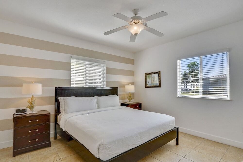 Beautiful 2/2 Bimini 2 Bedroom Condo