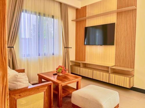 Ritzy Arcadia Cottages