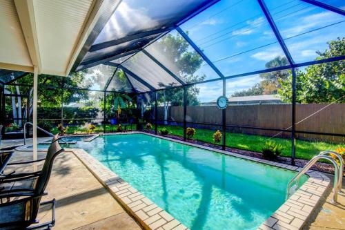 Close to Siesta Key Shopping Restaurants & More