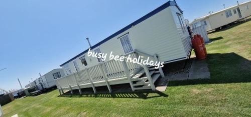 Ingoldmells - Caravan- Sleeps 8 - Seaside - Wi-fi
