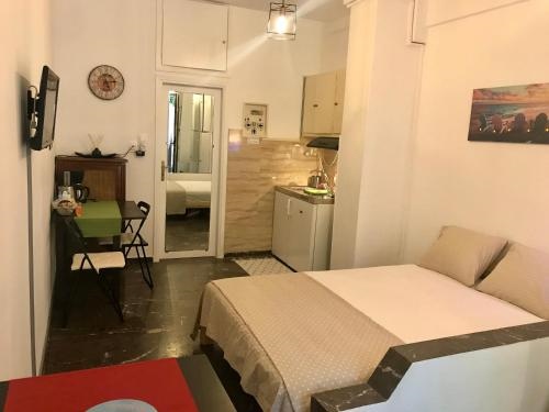 Edem Riviera Studio,close to beach,in Paleo Faliro