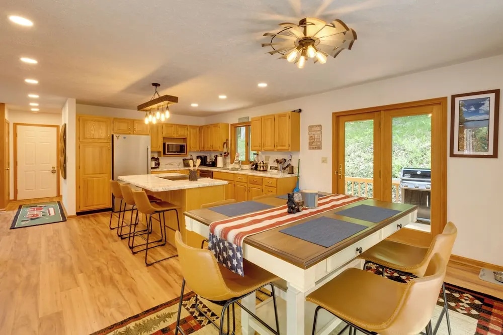 Terra Alta Vacation Rental: Walk To Alpine Lake!