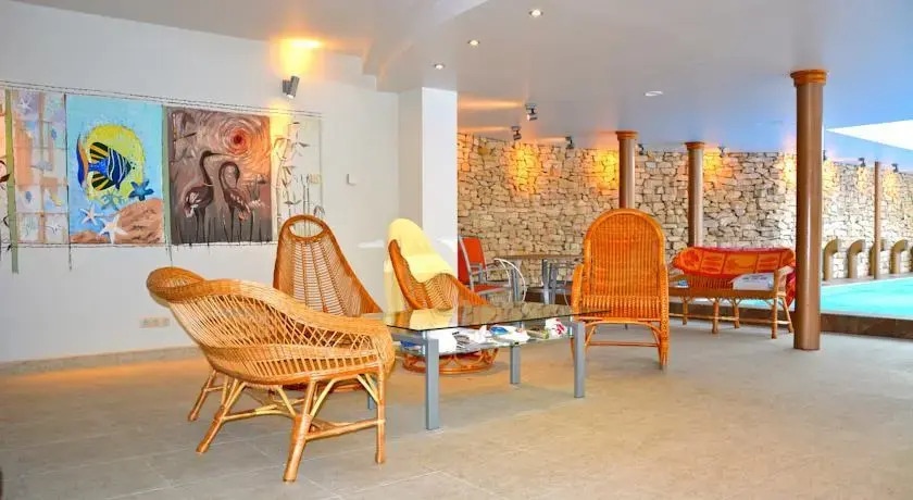 Deluxe Apartment with Pool and Sauna