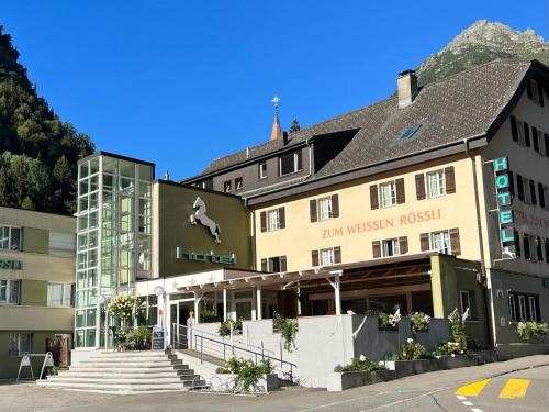 Hotel Weisses Roessli