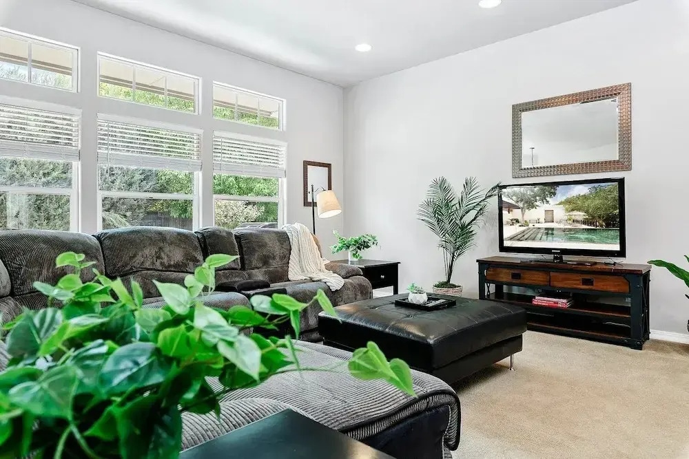 Heart Of Meridian Home Just Mins From The Village