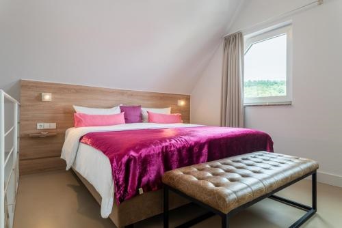 1Bitcoinhotel Princess Self Check-In