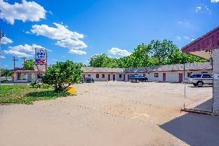 The Inn by El Dorado Lake