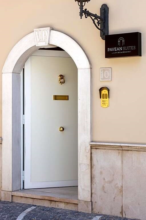Pavean Suites