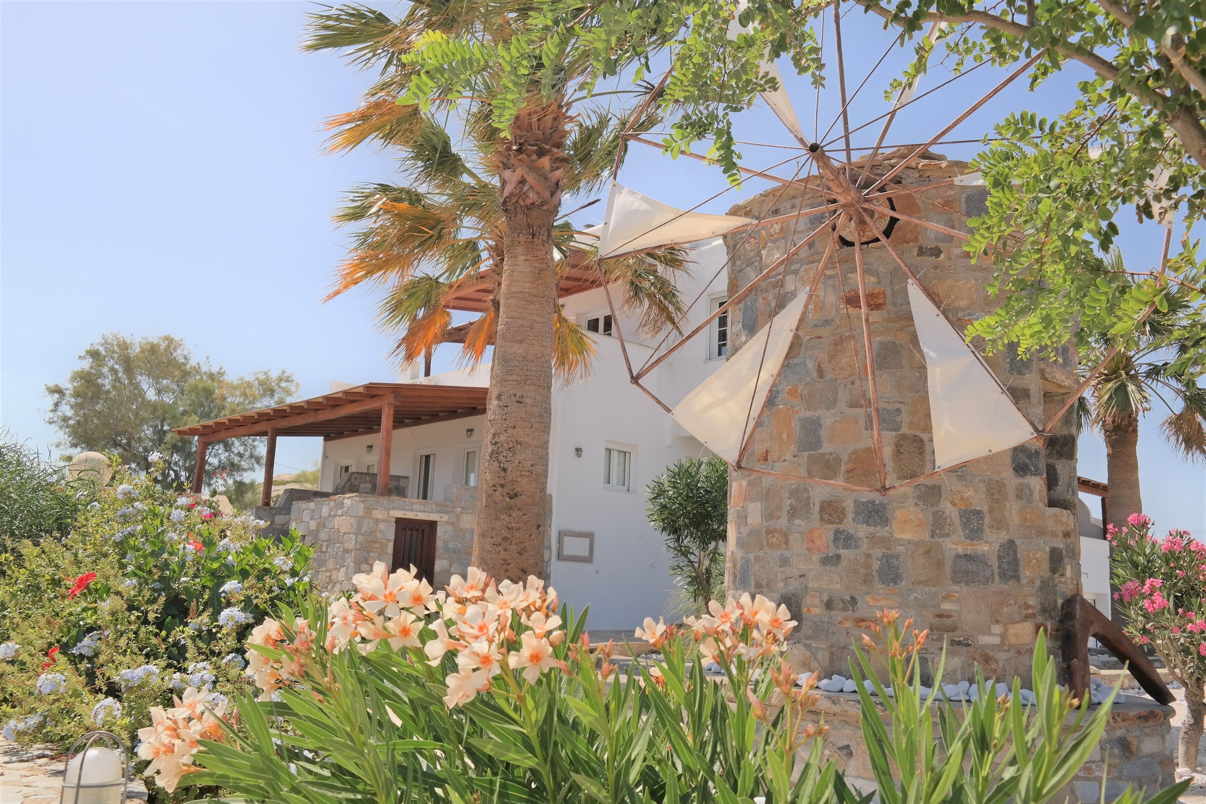 Thea Suites Naxos