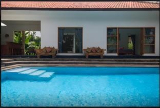 Lovina Villa Cinta