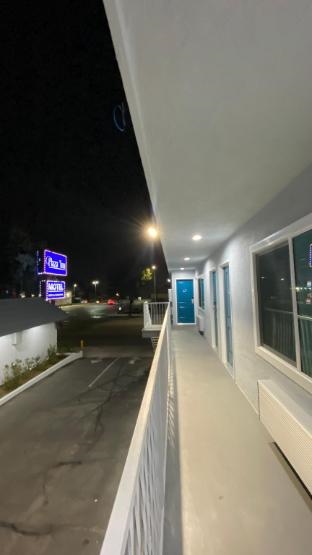 Plaza Inn Motel